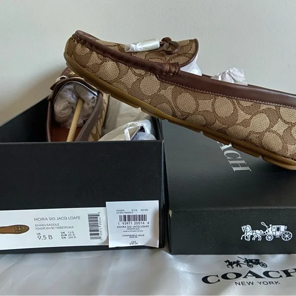 Coach Brand New Women’s Moccasin - Picture 2 of 2